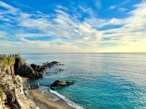 Quarto Beachfront e Parking Il Nido sul Mare